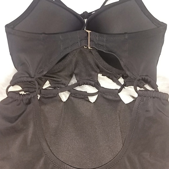 Shade & Shore Black Cutout One Piece Swimsuit - Picture 5 of 5